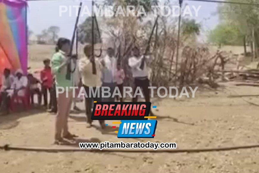 Banswara News : शादी समारोह के दौरान विधायक के बेटे रोहित खड़िया ने की फायरिंग, सोशल मीडिया पर Video Viral