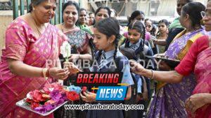 Students received a warm welcome featuring floral decorations and celebratory gestures in all school on Monday