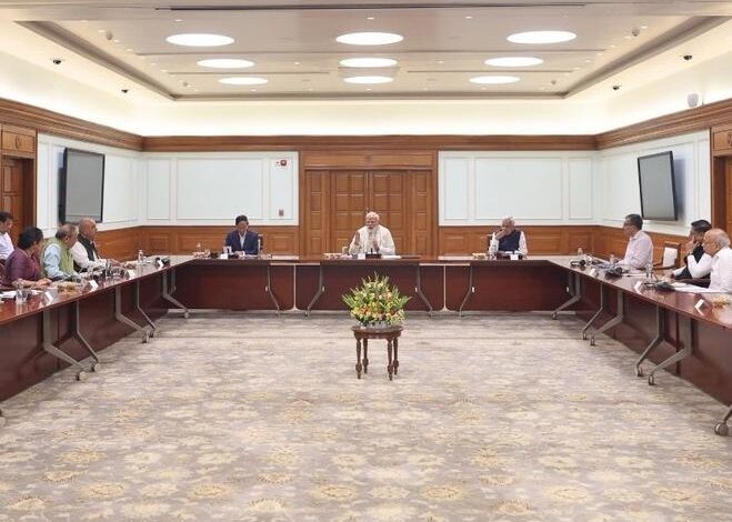 वैश्विक संकट के बीच PM मोदी की बड़ी बैठक, आर्थिक रफ्तार बढ़ाने और Ease of Living पर हुआ मंथन
